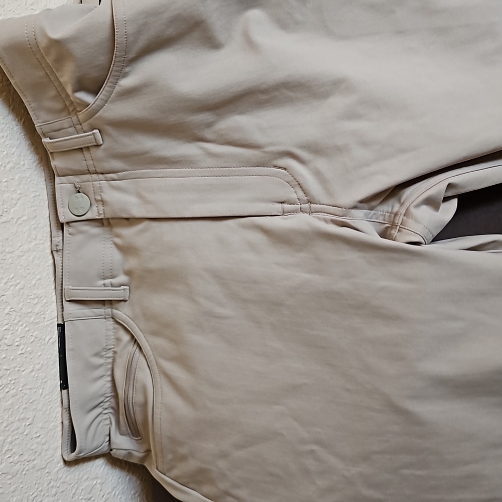 Water repellent pants